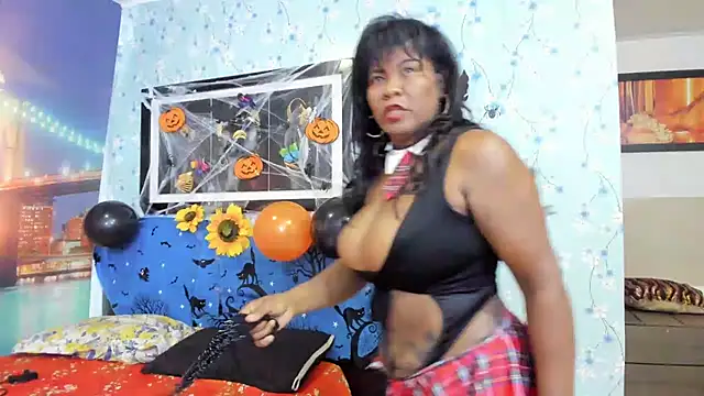 TashaMendoza1 online show from 10-31-25, 07:59