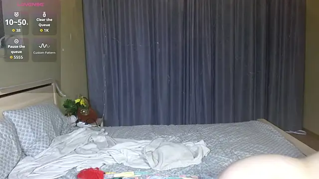 cutieblush online show from 11-19-25, 09:59