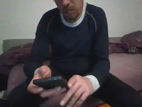 Snapshot of honzinka83 chatting on 11-07-25, 07:36 honzinka83 online show from 11-07-25, 07:36