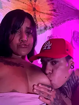 JoaoAndLexy online show from 10-11-25, 02:33