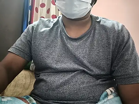 Snapshot of mallu_boy_23 chatting on 10-02-25, 06:48 mallu boy 23 online show from 10-02-25, 06:48