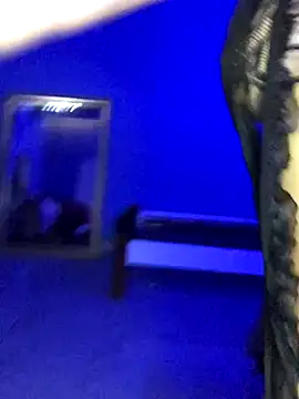 deby 03 online show from 11-09-25, 04:38