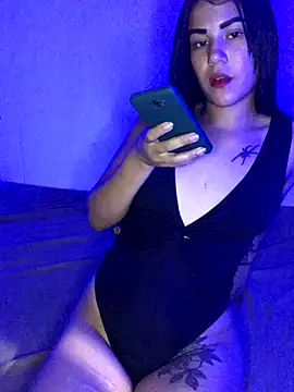 deby 03 online show from 11-22-25, 04:17