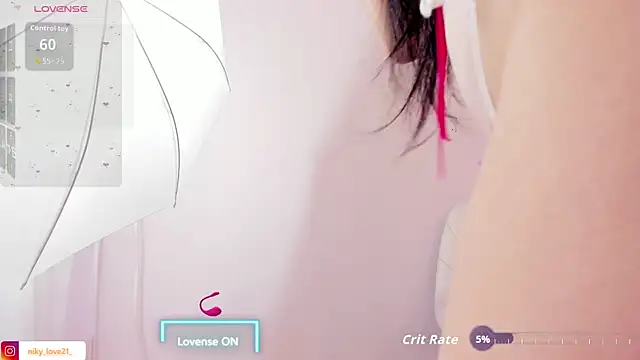Snapshot of niky_love21 chatting on 11-09-25, 10:41 niky love21 online show from 11-09-25, 10:41