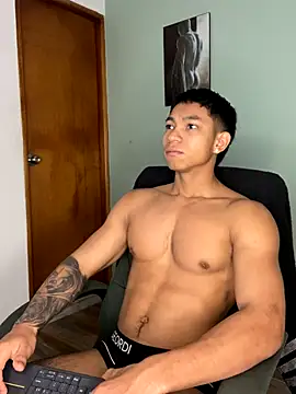 Snapshot of jackson_cruz chatting on 11-22-25, 08:52 jackson cruz online show from 11-22-25, 08:52