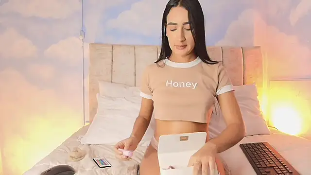 Nikolbrice online show from 04-18-26, 02:04