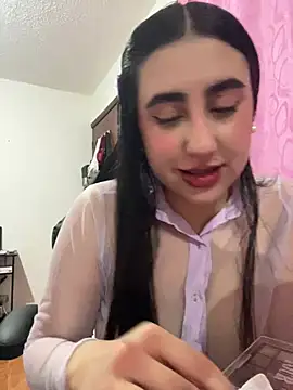 Snapshot of Miichii chatting on 02-13-26, 01:23 Miichii online show from 02-13-26, 01:23