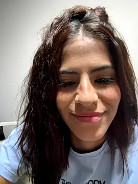 IamEvaGate online show from 10-20-25, 04:13