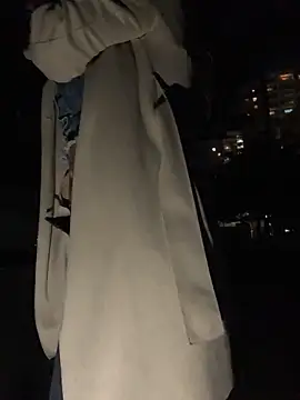 Zoe riivas online show from 11-06-25, 11:37