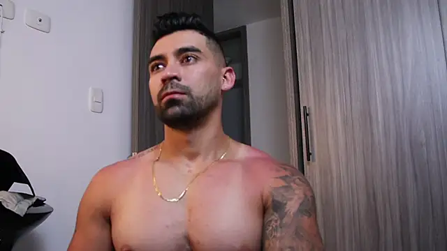 Snapshot of SOY_MIKE chatting on 12-01-25, 10:26 SOY MIKE online show from 12-01-25, 10:26