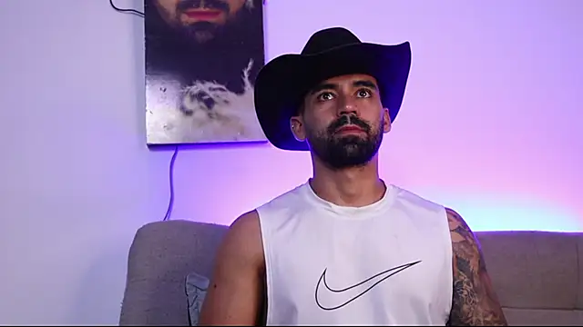 Snapshot of SOY_MIKE chatting on 02-17-26, 11:00 SOY MIKE online show from 02-17-26, 11:00