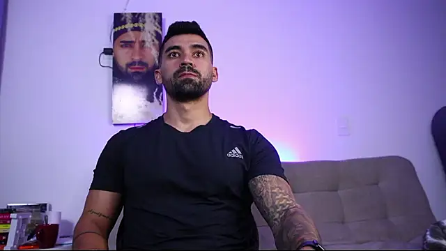 Snapshot of SOY_MIKE chatting on 02-27-26, 12:21 SOY MIKE online show from 02-27-26, 12:21