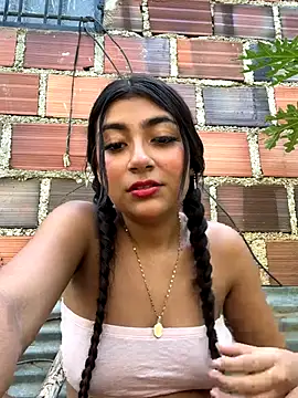 Snapshot of Sweed-virgin-pussy chatting on 11-06-25, 03:02 Sweed-virgin-pussy online show from 11-06-25, 03:02