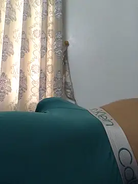 Snapshot of khonglongvong86 chatting on 10-30-25, 08:05 khonglongvong86 online show from 10-30-25, 08:05