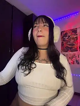 Snapshot of Hinatamoon_ chatting on 02-26-26, 04:00 Hinatamoon online show from 02-26-26, 04:00