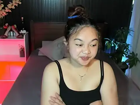 UrFavouriteCravings online show from 10-20-25, 12:22