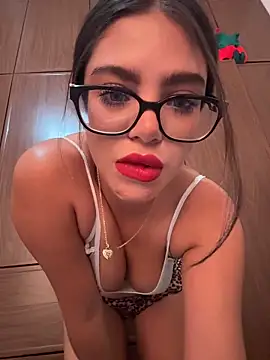 whitefoxxxx6 online show from 12-13-25, 11:21