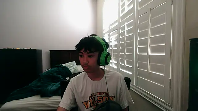 Snapshot of youngasianboy2007 chatting on 02-28-26, 07:15 youngasianboy2007 online show from 02-28-26, 07:15