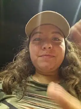 Snapshot of annyaparis chatting on 01-31-26, 10:52 annyaparis online show from 01-31-26, 10:52