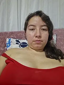 Snapshot of annyaparis chatting on 02-04-26, 01:44 annyaparis online show from 02-04-26, 01:44