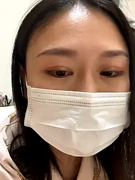 Snapshot of mia2_jp chatting on 11-15-25, 01:47 mia2 jp online show from 11-15-25, 01:47