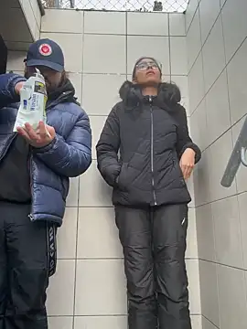 Snapshot of latingangsex chatting on 01-09-26, 03:15 latingangsex online show from 01-09-26, 03:15