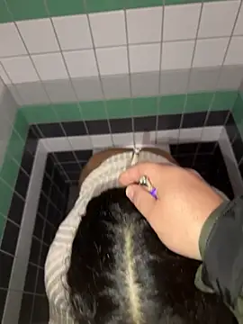 Snapshot of latingangsex chatting on 02-08-26, 06:17 latingangsex online show from 02-08-26, 06:17