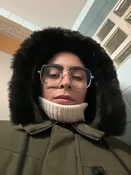 Snapshot of latingangsex chatting on 02-16-26, 05:25 latingangsex online show from 02-16-26, 05:25