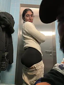 Snapshot of latingangsex chatting on 02-22-26, 05:55 latingangsex online show from 02-22-26, 05:55