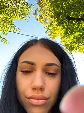 ilariea girl online show from 10-03-25, 02:14