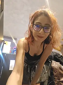 YuriXo online show from 02-14-26, 08:11