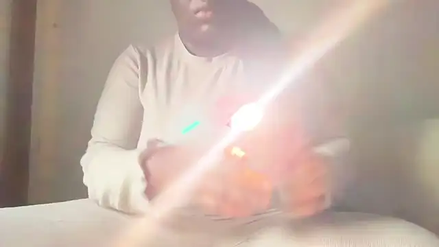 nanaisbackk online show from 10-10-25, 06:23