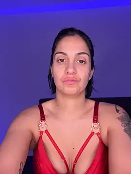 Snapshot of LaPetiteKim chatting on 01-14-26, 08:03 LaPetiteKim online show from 01-14-26, 08:03