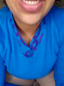 Snapshot of anal_lover90 chatting on 12-19-25, 01:18 anal lover90 online show from 12-19-25, 01:18