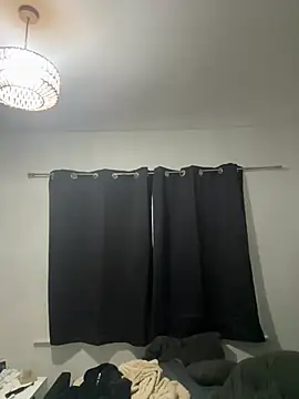 Snapshot of Victoria6989 chatting on 02-04-26, 01:28 Victoria6989 online show from 02-04-26, 01:28