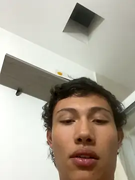 Snapshot of Davomg chatting on 01-09-26, 01:52 Davomg online show from 01-09-26, 01:52