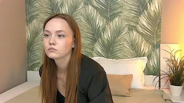 EmmaCamm online show from 10-01-25, 03:51