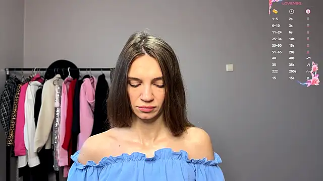 Snapshot of OdaMinty chatting on 10-16-25, 06:25 OdaMinty online show from 10-16-25, 06:25