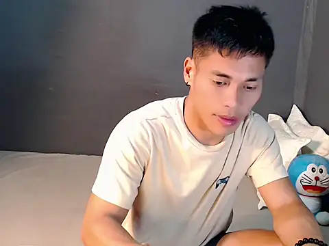 Cute Lucas online show from 10-15-25, 04:29