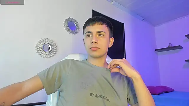 Snapshot of Nyko_ds chatting on 11-17-25, 03:56 Nyko ds online show from 11-17-25, 03:56