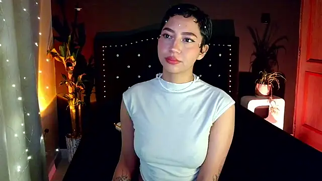 emma web  online show from 04-29-26, 12:42