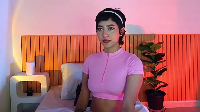 emma web  online show from 07-02-26, 02:56