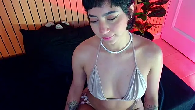 emma web  online show from 07-28-26, 03:21