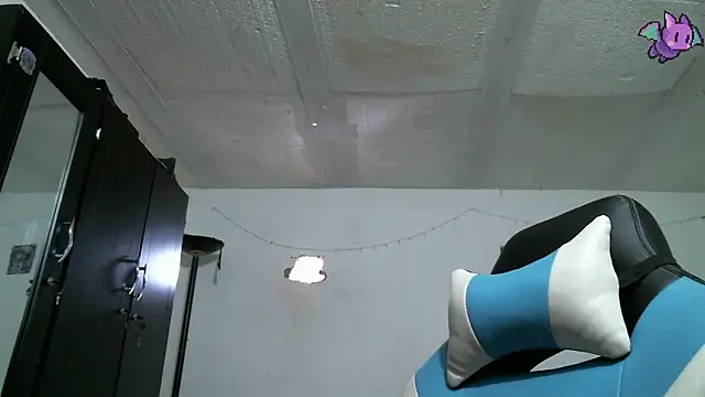 Snapshot of Dickie_Dicking chatting on 03-04-26, 07:09 Dickie Dicking online show from 03-04-26, 07:09