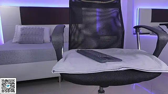 DanteeStone online show from 04-14-26, 08:15