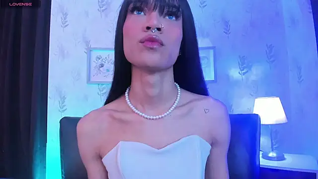 alana madison10 online show from 10-06-25, 08:28