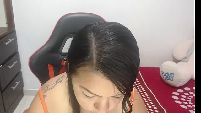 emily sexxx online show from 04-20-26, 06:27