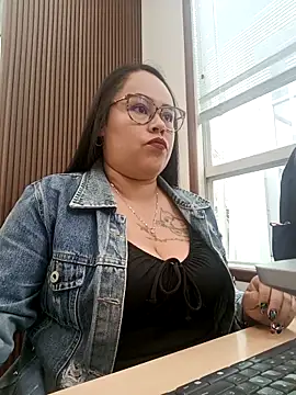 Italia 12 online show from 10-29-25, 01:13