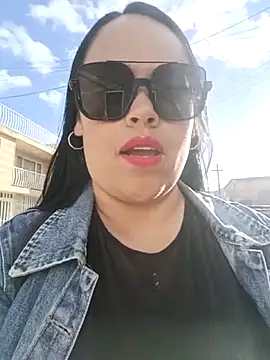 Italia 12 online show from 11-17-25, 09:09