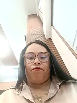 Italia 12 online show from 11-19-25, 02:50